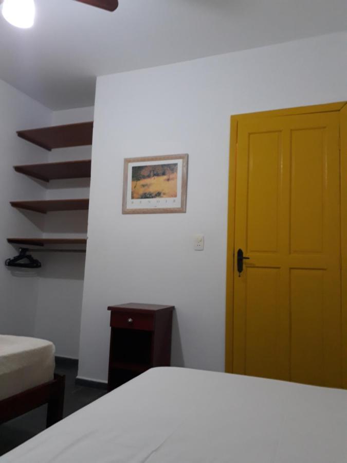 Апарт готель Residencial Colonial Amarelo A 150M Da Praia De Mariscal Бомбіняс Екстер'єр фото