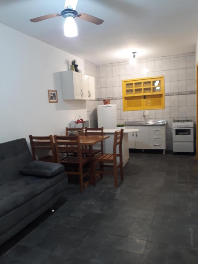 Апарт готель Residencial Colonial Amarelo A 150M Da Praia De Mariscal Бомбіняс Екстер'єр фото